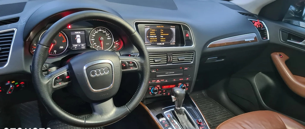 Audi Q5 cena 47000 przebieg: 311700, rok produkcji 2009 z Niemodlin małe 37